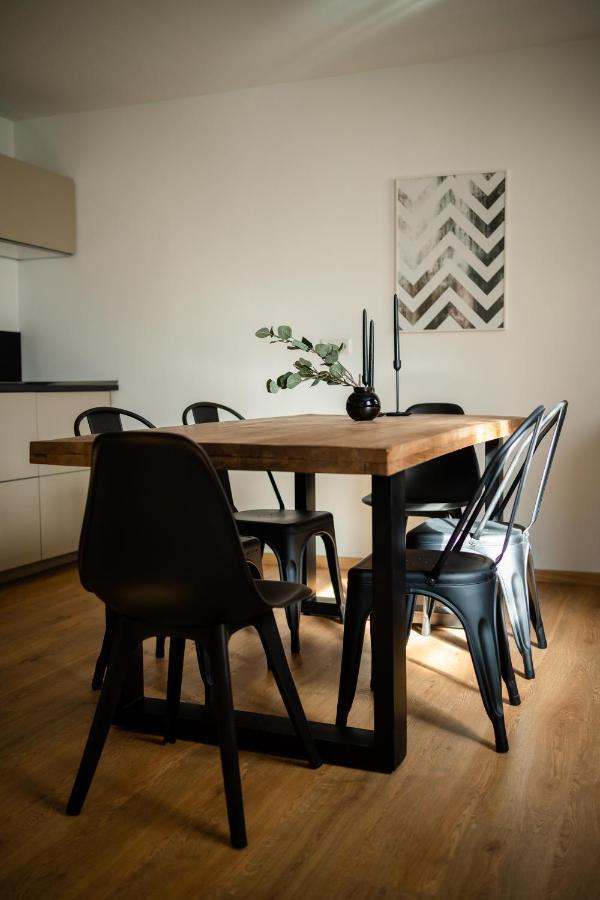 Oldtown Studio Apartment With 2 Bathrooms Düsseldorf Exterior foto